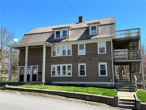 65 Phenix Ave, West Warwick, RI 02893