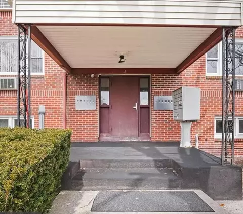 2160 Mineral Spring Unit C3-7 Ave, North Providence, RI 02911