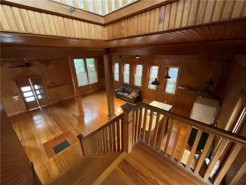 Entry Way - 672 Washington St, Coventry, RI 02816 photo 3 of 5