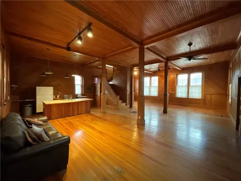Living - 672 Washington St, Coventry, RI 02816 photo 1 of 1