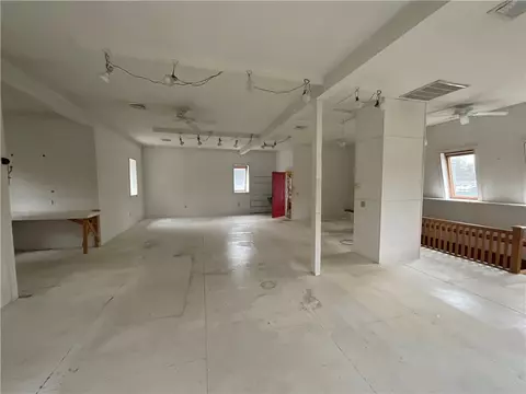 Exterior - 672 Washington St, Coventry, RI 02816 photo 8 of 8