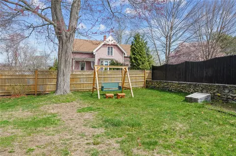 Exterior - 992 Main St, Warren, RI 02885 photo 7 of 11