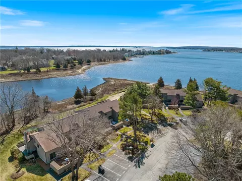 295 Fishing Cove Rd, North Kingstown, RI 02852