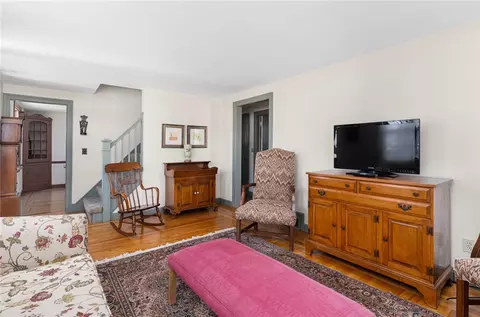 Living - 10 Enfield Rd, Warwick, RI 02886 photo 3 of 4