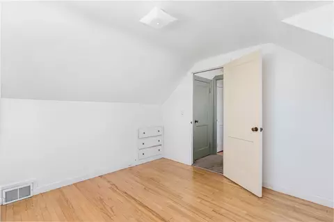 Entry Way - 10 Enfield Rd, Warwick, RI 02886 photo 1 of 1