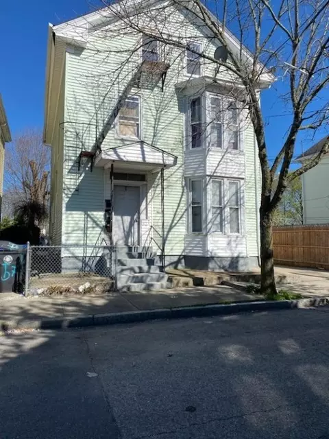 53 Lincoln Ave, Cranston, RI 02920