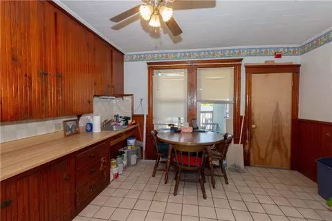 28 Emerson St, Woonsocket, RI 02895 photo 11