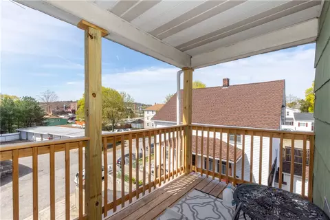 28 Emerson St, Woonsocket, RI 02895 photo 12