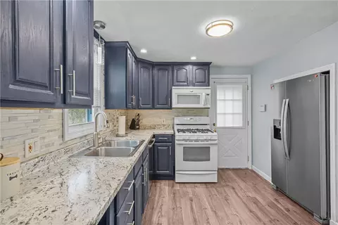 Kitchen - 87 Barton Ave, Warwick, RI 02889 photo 1 of 1