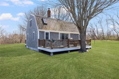 685 Corn Neck Rd, Block Island, RI 02807