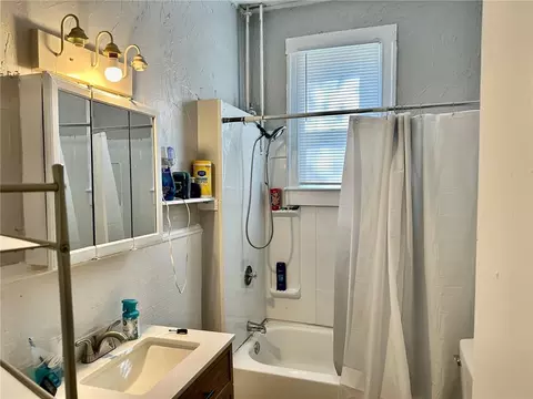 455 Carrington Ave, Woonsocket, RI 02895 photo 9