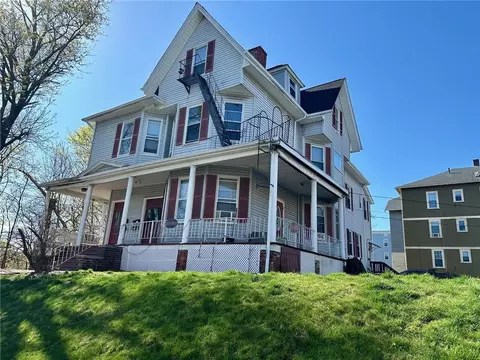 455 Carrington Ave, Woonsocket, RI 02895