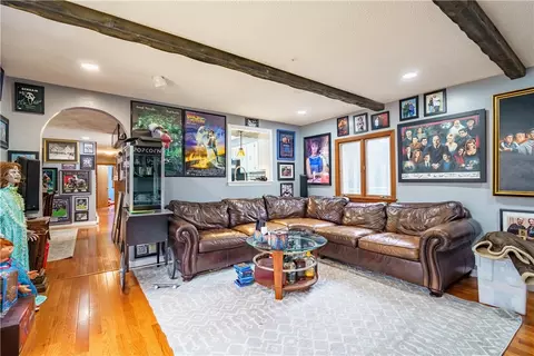 Living - 8 Saunders Brook Rd, Glocester, RI 02814 photo 2 of 3