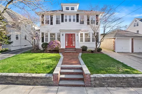 11 Goldsmith St, Providence, RI 02906