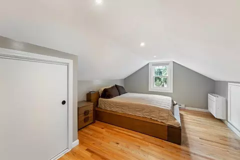 Bedroom - 51 Staples Ave, Warwick, RI 02886 photo 1 of 4