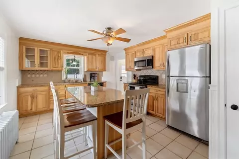 Kitchen - 51 Staples Ave, Warwick, RI 02886 photo 1 of 5
