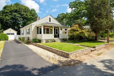 Exterior - 51 Staples Ave, Warwick, RI 02886 photo 3 of 8