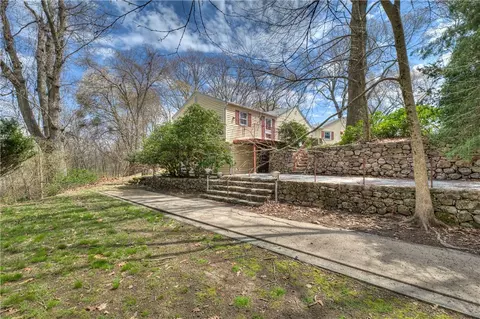Exterior - 1 Pine Edge Ct, Warwick, RI 02889 photo 11 of 13