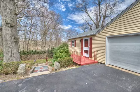 Exterior - 1 Pine Edge Ct, Warwick, RI 02889 photo 6 of 13