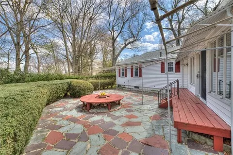 Exterior - 1 Pine Edge Ct, Warwick, RI 02889 photo 8 of 13