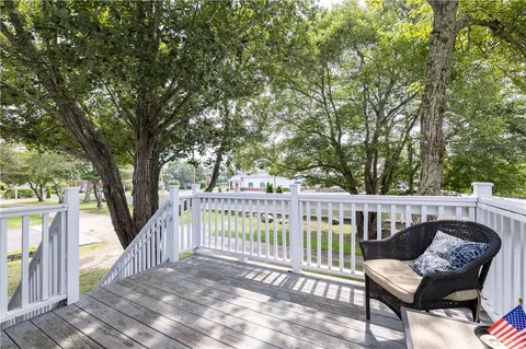 Exterior - 6 Richmond Dr, Westerly, RI 02891 photo 3 of 14