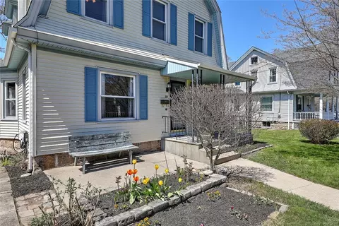 34 Highland Ave, Westerly, RI 02891 photo 7