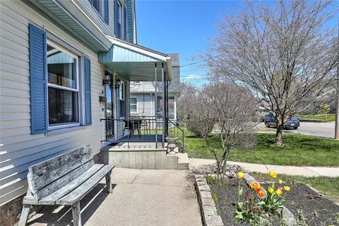 34 Highland Ave, Westerly, RI 02891 photo 8