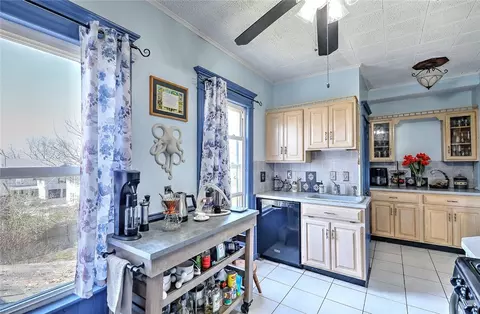 34 Highland Ave, Westerly, RI 02891 photo 33