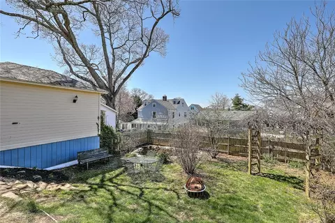34 Highland Ave, Westerly, RI 02891 photo 12