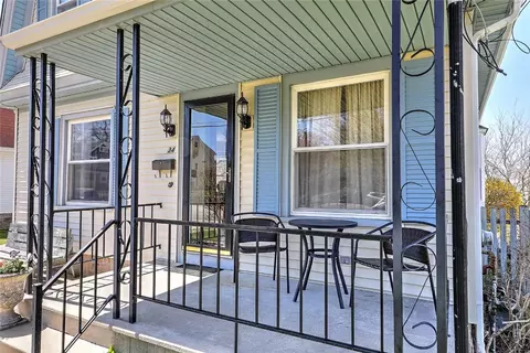 34 Highland Ave, Westerly, RI 02891 photo 5
