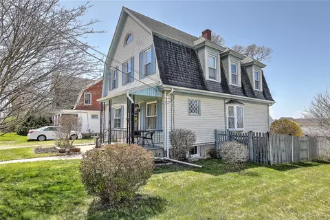 34 Highland Ave, Westerly, RI 02891 photo 4