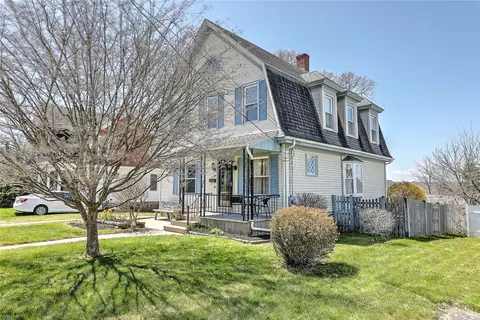 34 Highland Ave, Westerly, RI 02891 photo 3