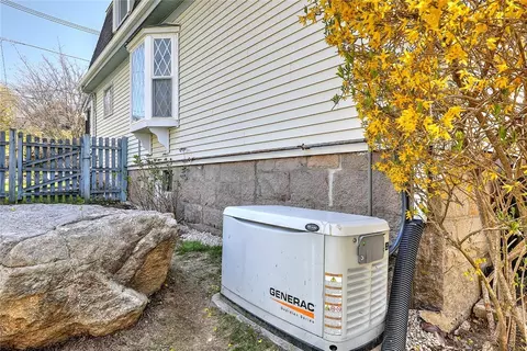 34 Highland Ave, Westerly, RI 02891 photo 16