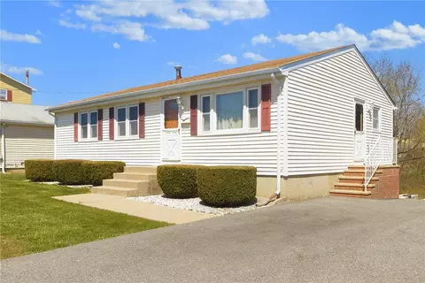 11 Spicer St, North Providence, RI 02904