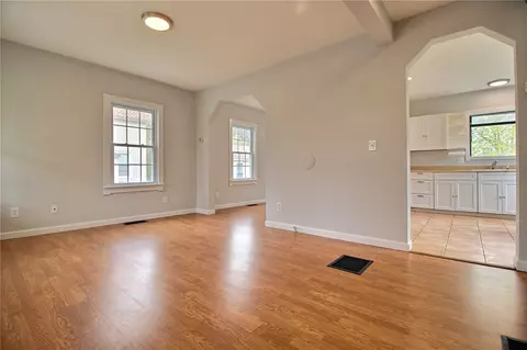 41 Clark St, Westerly, RI 02891 photo 7
