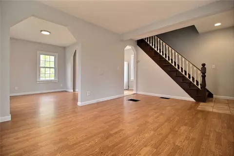 41 Clark St, Westerly, RI 02891 photo 6