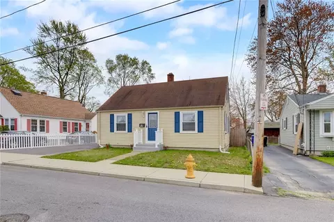 143 Balch St, Pawtucket, RI 02861
