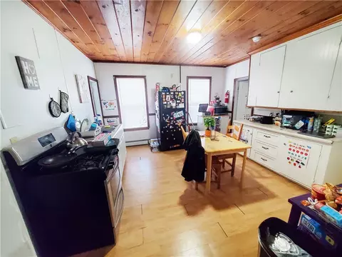 186 High St, Woonsocket, RI 02895 photo 7