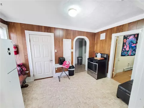 186 High St, Woonsocket, RI 02895 photo 26