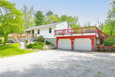 8 Cul-de-sac Dr, Richmond, RI 02832