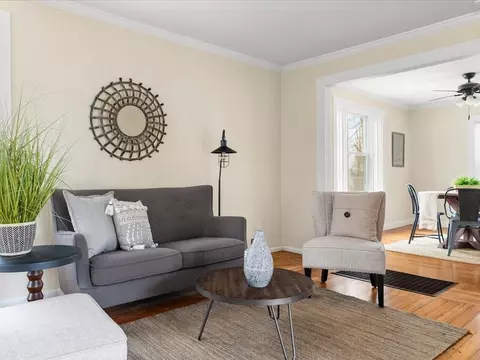 Living - 89 Irving Rd, Warwick, RI 02888 photo 4 of 4