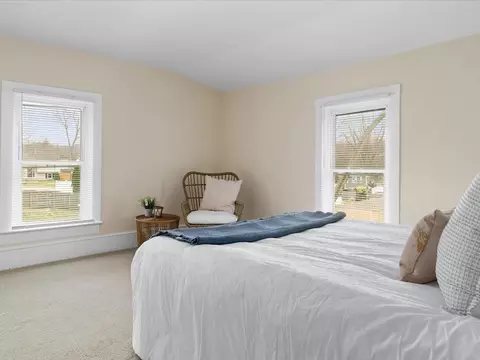 Bedroom - 89 Irving Rd, Warwick, RI 02888 photo 2 of 3