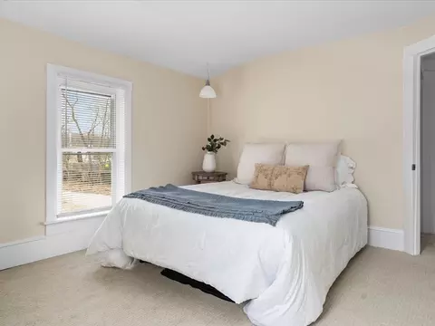 Bedroom - 89 Irving Rd, Warwick, RI 02888 photo 1 of 3