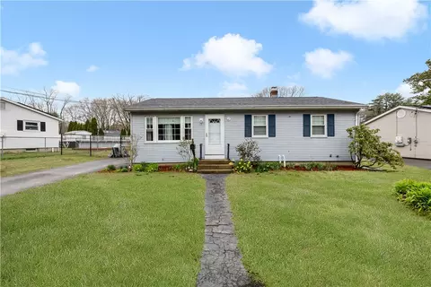 22 Larch Dr, Coventry, RI 02816