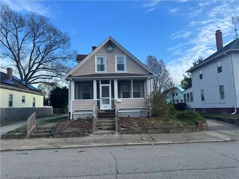 132 Lawn Ave, Pawtucket, RI 02860