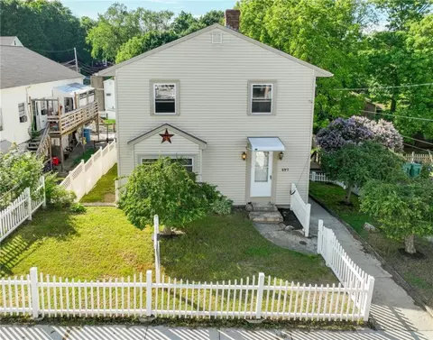 597 Main St, Woonsocket, RI 02895