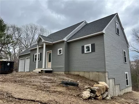 45 Jeannette Ct, Exeter, RI 02822 photo 3