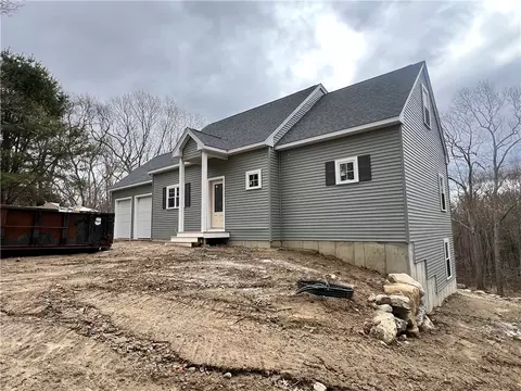 45 Jeannette Ct, Exeter, RI 02822 photo 4