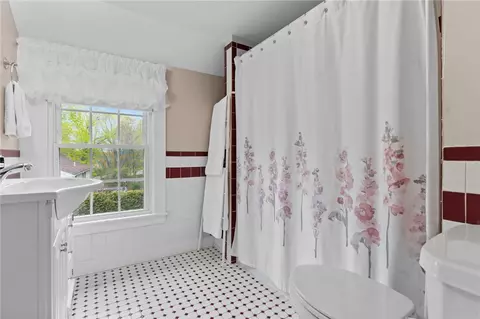 68 Margin St, Westerly, RI 02891 photo 33
