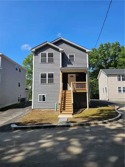 54 Walsh St, Providence, RI 02909